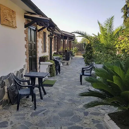Borgo Dell'aschetto Séjour à la ferme *